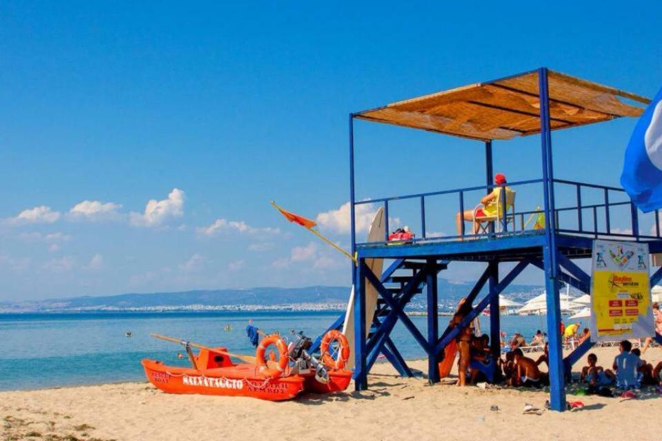 Apartment By The Beach - Nei Epivates Néoi Epivátai Ngoại thất bức ảnh